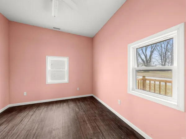 $169,000 | 612 West Frank Street, Mitchell, IN 47446