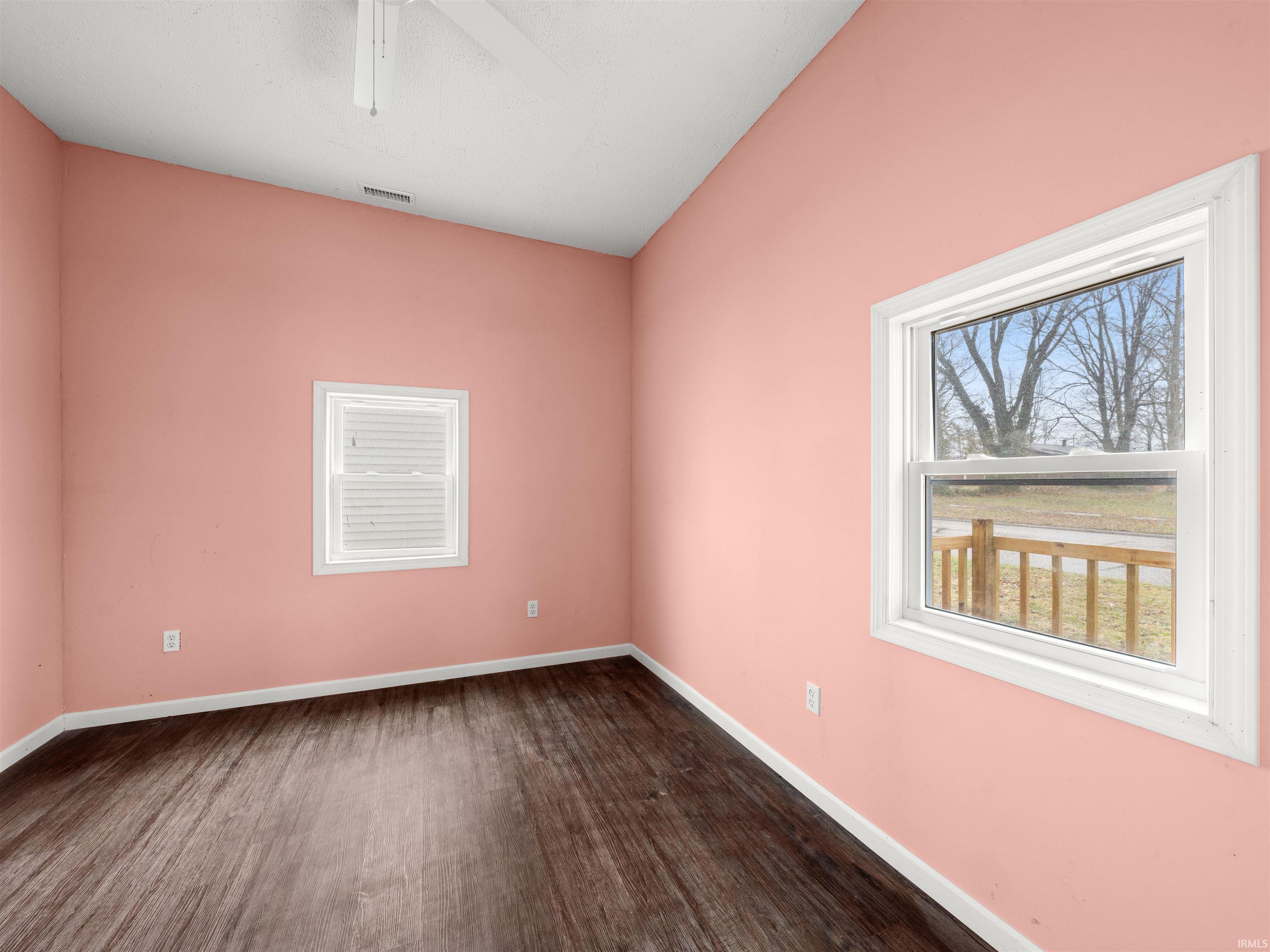 612 West Frank Street Mitchell, IN 47446 - Photo 19 of 23