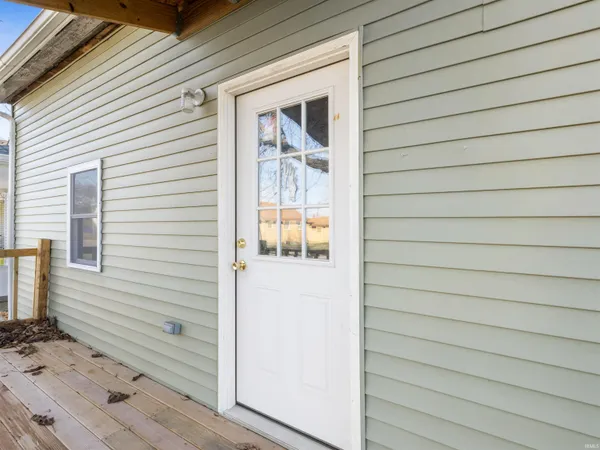 $169,000 | 612 West Frank Street, Mitchell, IN 47446