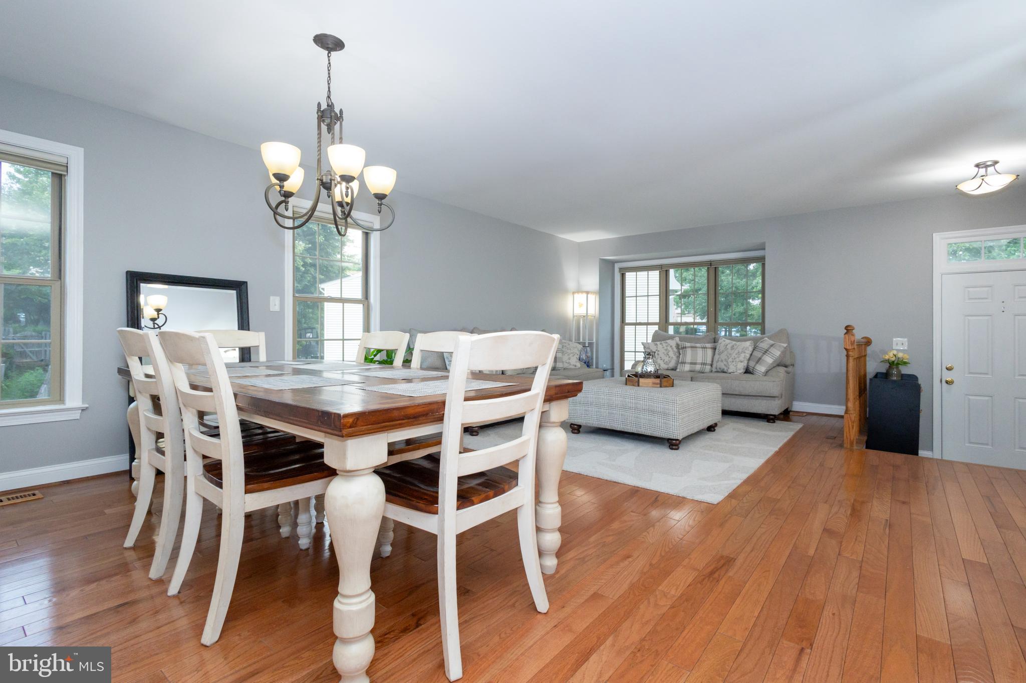 6417 English Ivy Way Springfield, VA 22152 - Photo 7 of 46