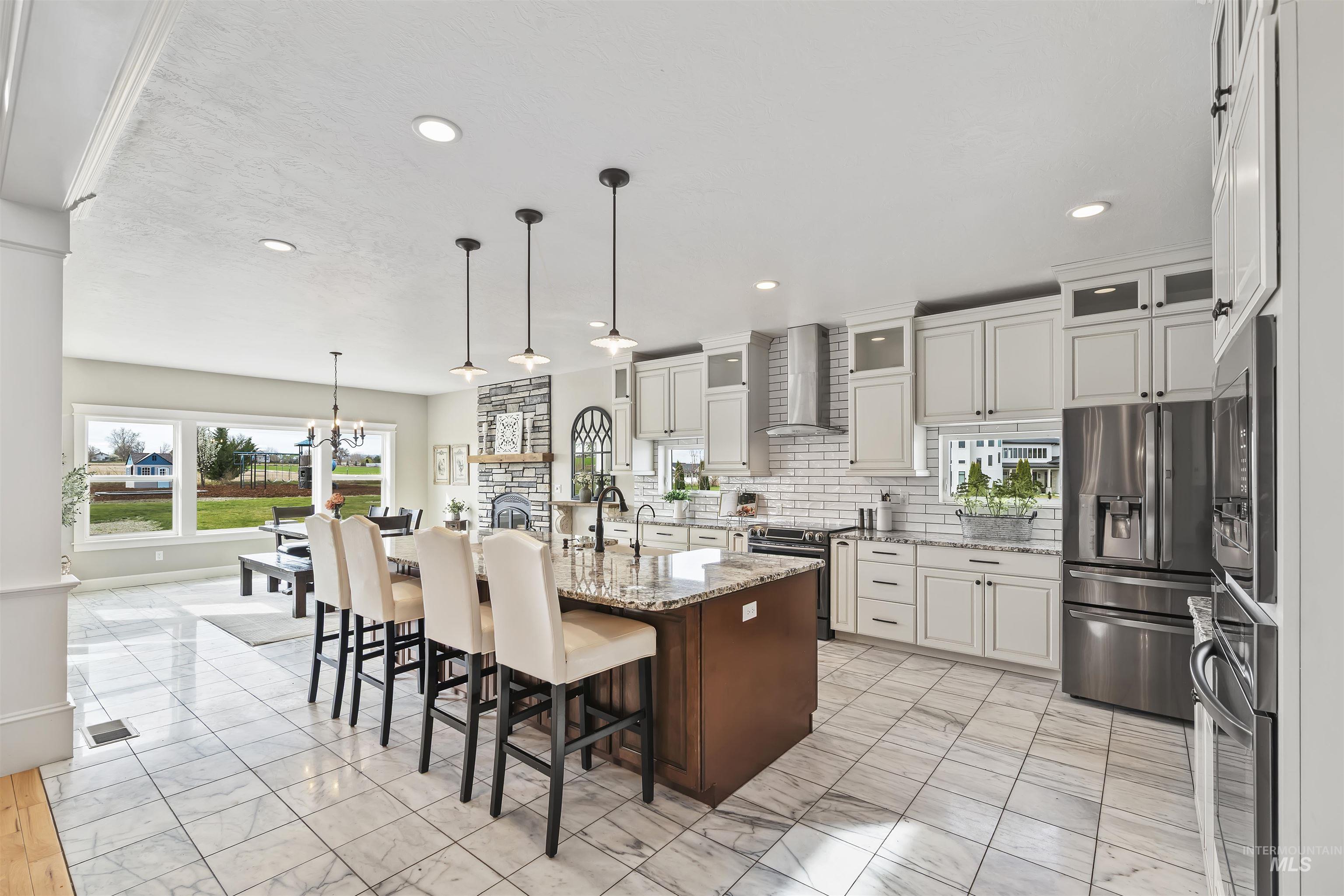 12359 Rivendell Court Nampa, ID 83686 - Photo 3 of 50