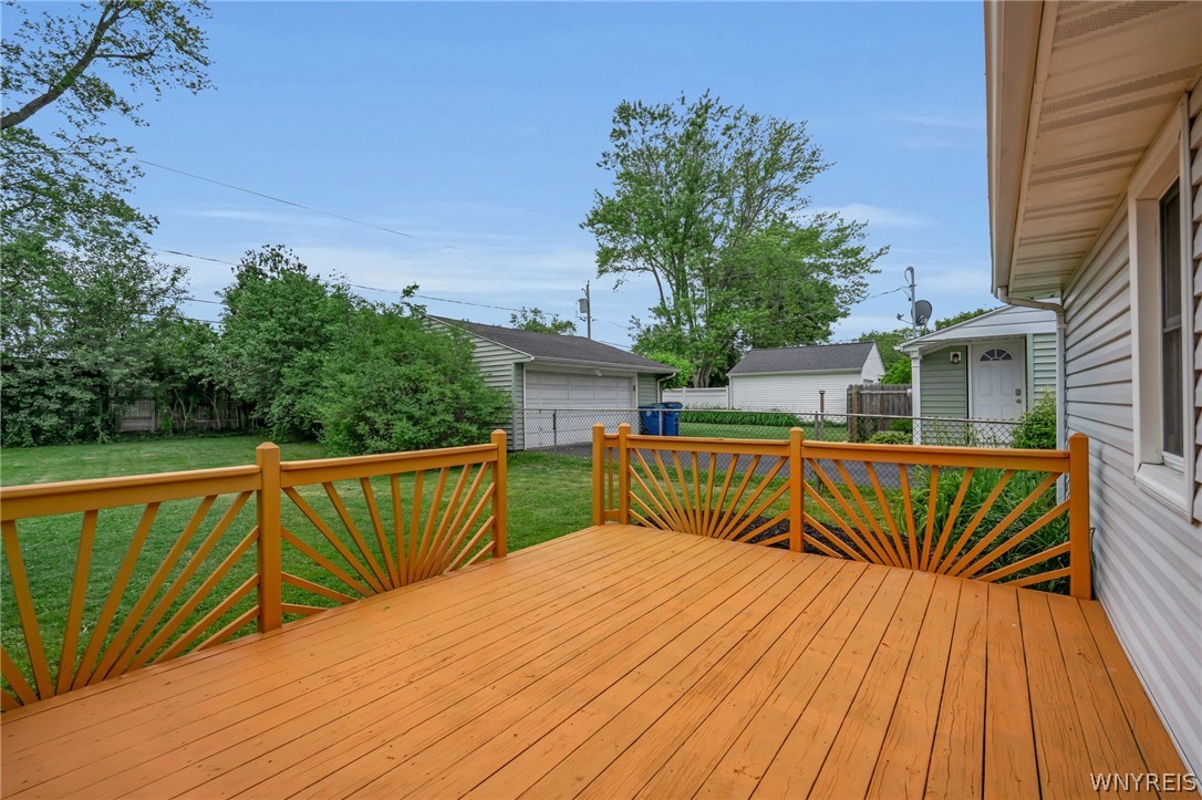 208 Bennington Road Amherst, NY 14226 - Photo 36 of 41