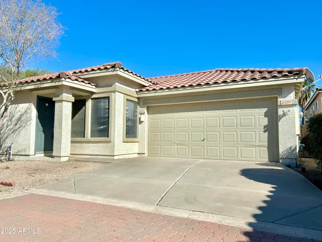 $1,895 | 2280 East Hazeltine Way, Chandler, AZ 85249