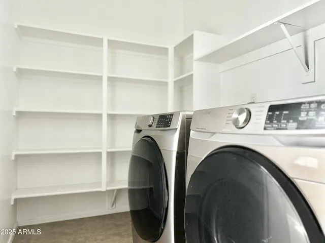 $1,895 | 2280 East Hazeltine Way, Chandler, AZ 85249