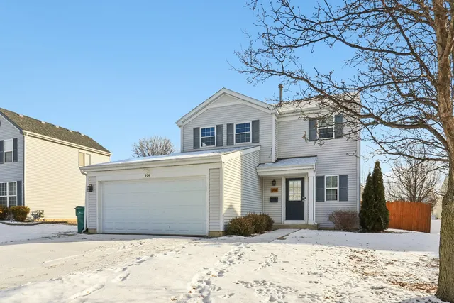 $330,000 | 914 Greenleaf Drive, Joliet, IL 60436