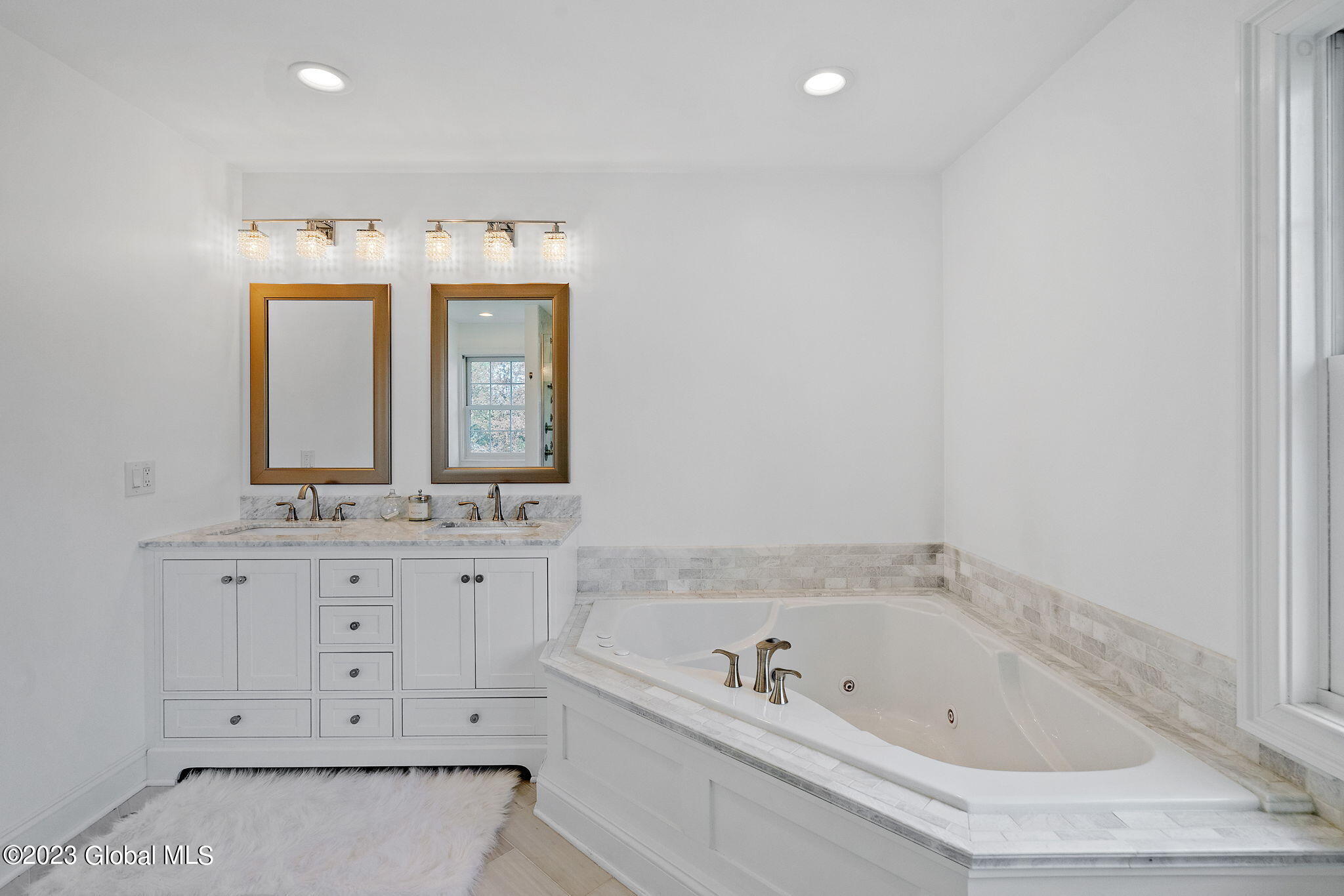 30 Bluestone Ridge Halfmoon, NY 12065 - Photo 6 of 33 59-web-or-mls-30-bluestone-ridge