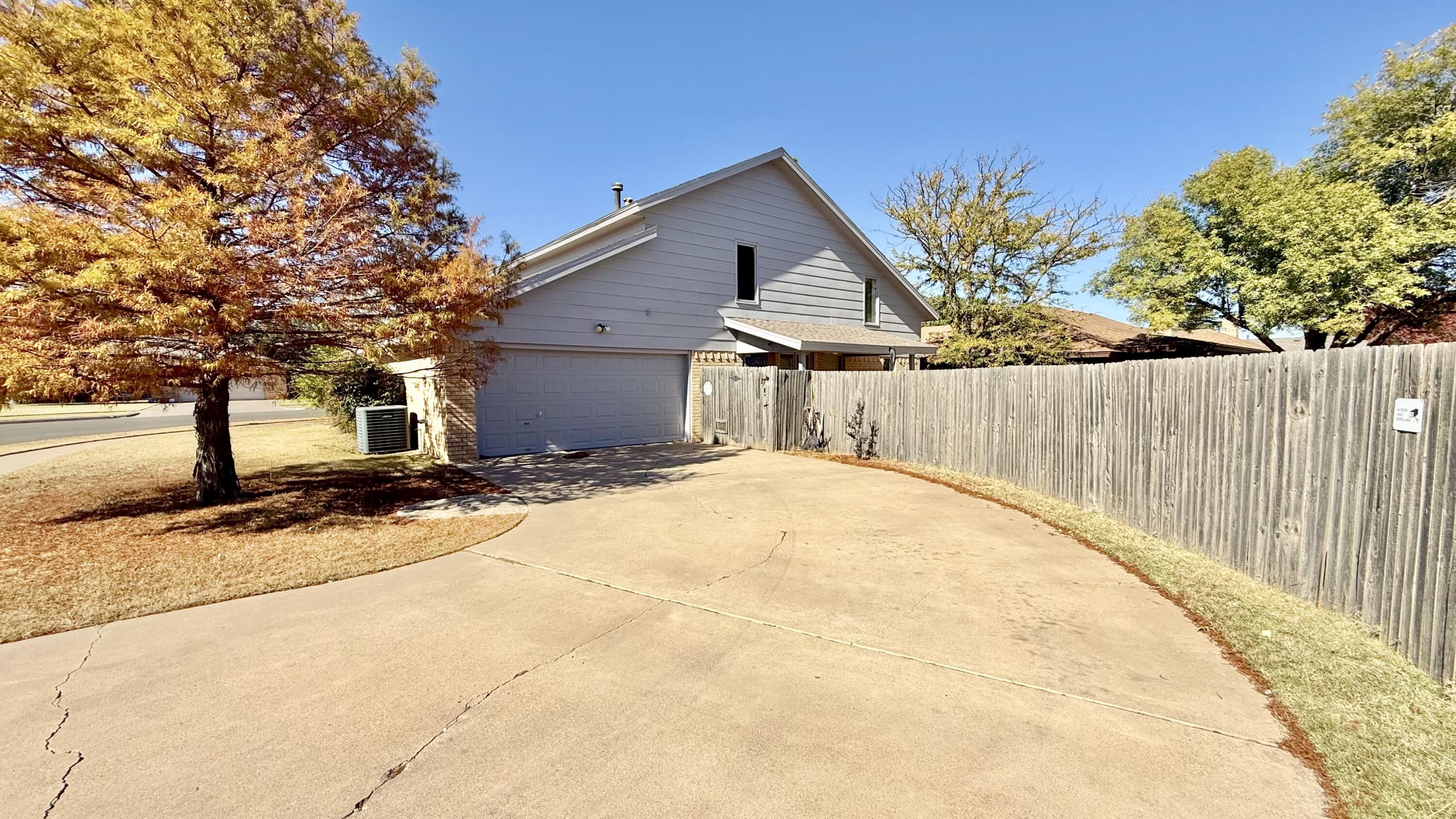 502 North Homestead Avenue Lubbock, TX 79416 - Photo 31 of 33 a view of outdoor space and yard