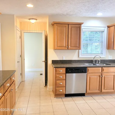 $2,500 | 223 Longleaf Drive, West End, NC 27376