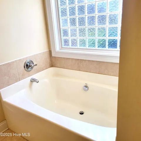 $2,500 | 223 Longleaf Drive, West End, NC 27376