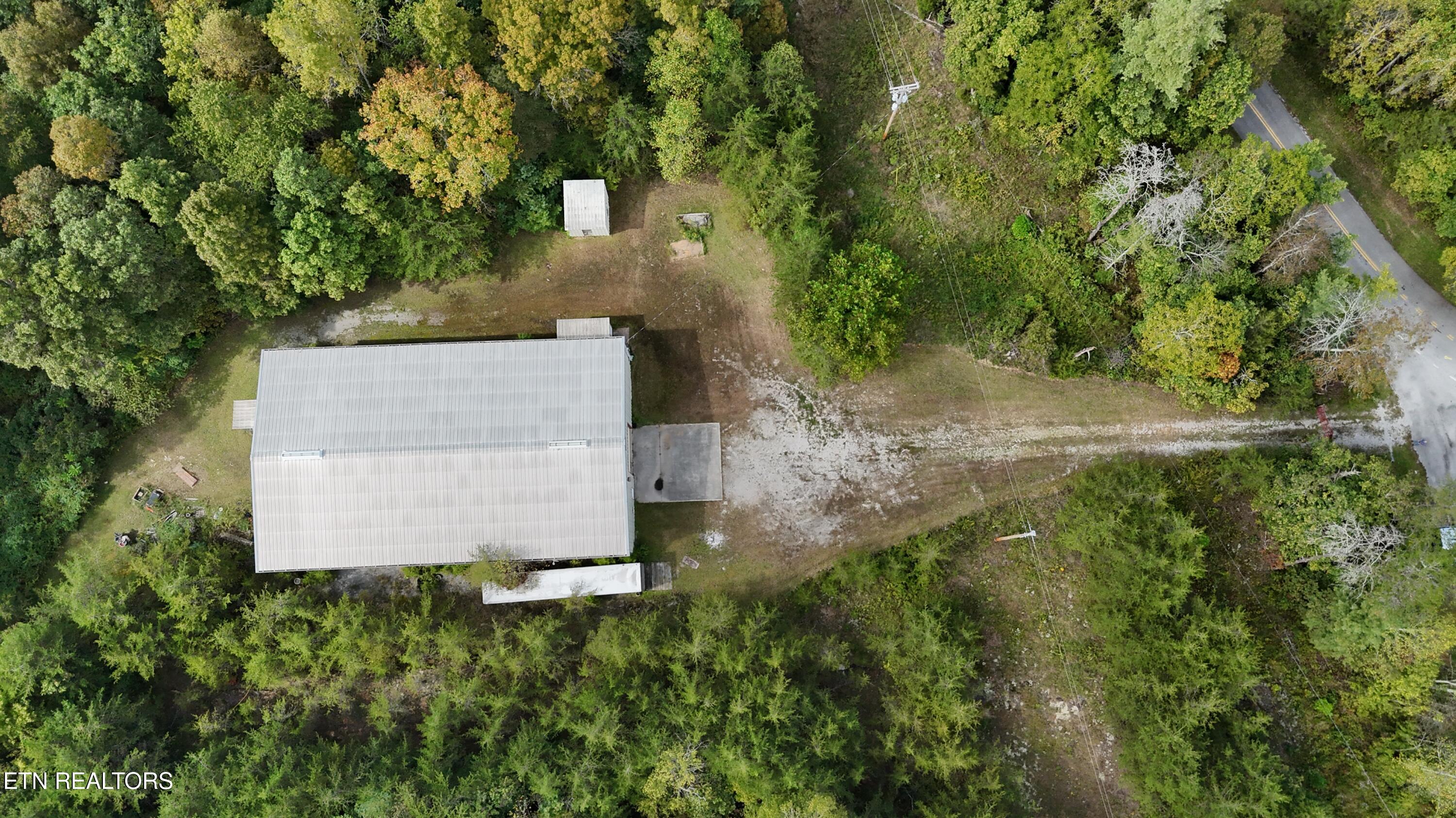 Reid Watson Road Deer Lodge, TN 37726 - Photo 12 of 19 DJI_20250926142612_0082_D