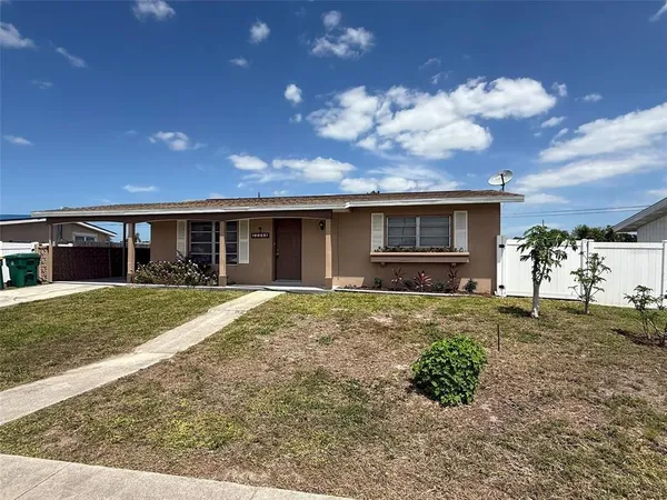 $1,450 | 22344 Lasalle Road, Port Charlotte, FL 33952