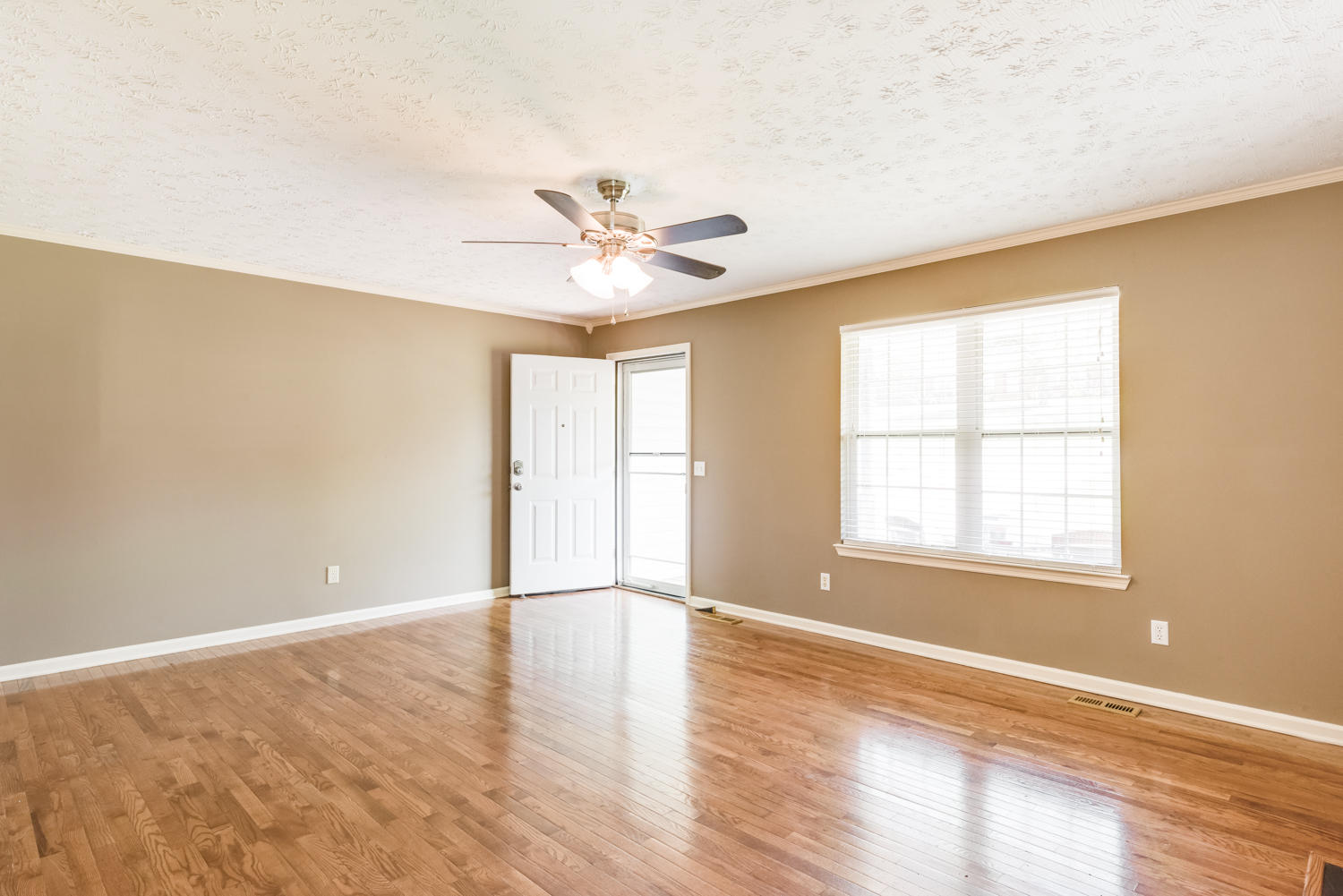 261 Gentry Road Ringgold, GA 30736 - Photo 7 of 22 261_Gentry_Rd_14