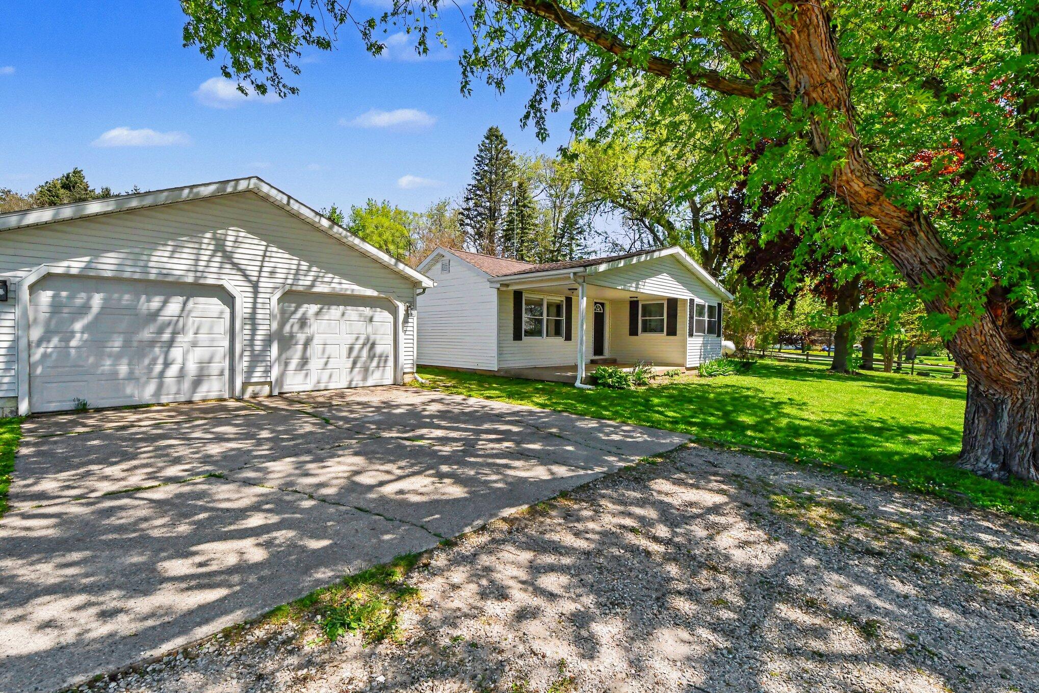 3480 Sayles Road Ionia, MI 48846 - Photo 3 of 19 022_file_1173