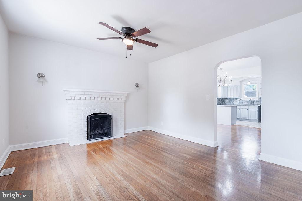 4807 Rittenhouse Street Riverdale, MD 20737 - Photo 2 of 29 Gallery Image 2