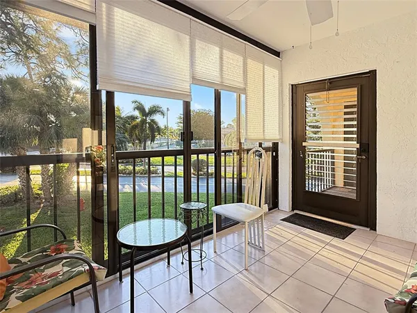 $1,600 | 301 Knotty Pine Circle, Unit D2, Greenacres, FL 33463