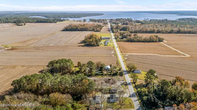$205,000 | 359 Highway 307, Bayboro, NC 28515