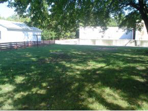705 Monroe Street Rochester, IN 46975 - Photo 2 of 7