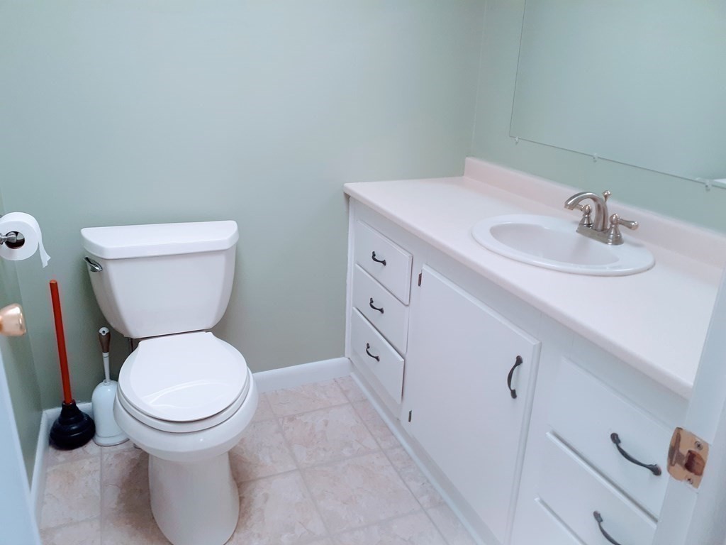 12 Queens Road Attleboro, MA 02703 - Photo 22 of 33 Gallery Image 22