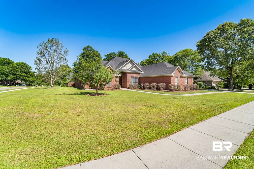 3365 West Lockwood Drive Mobile, AL 36619 - Photo 3 of 31