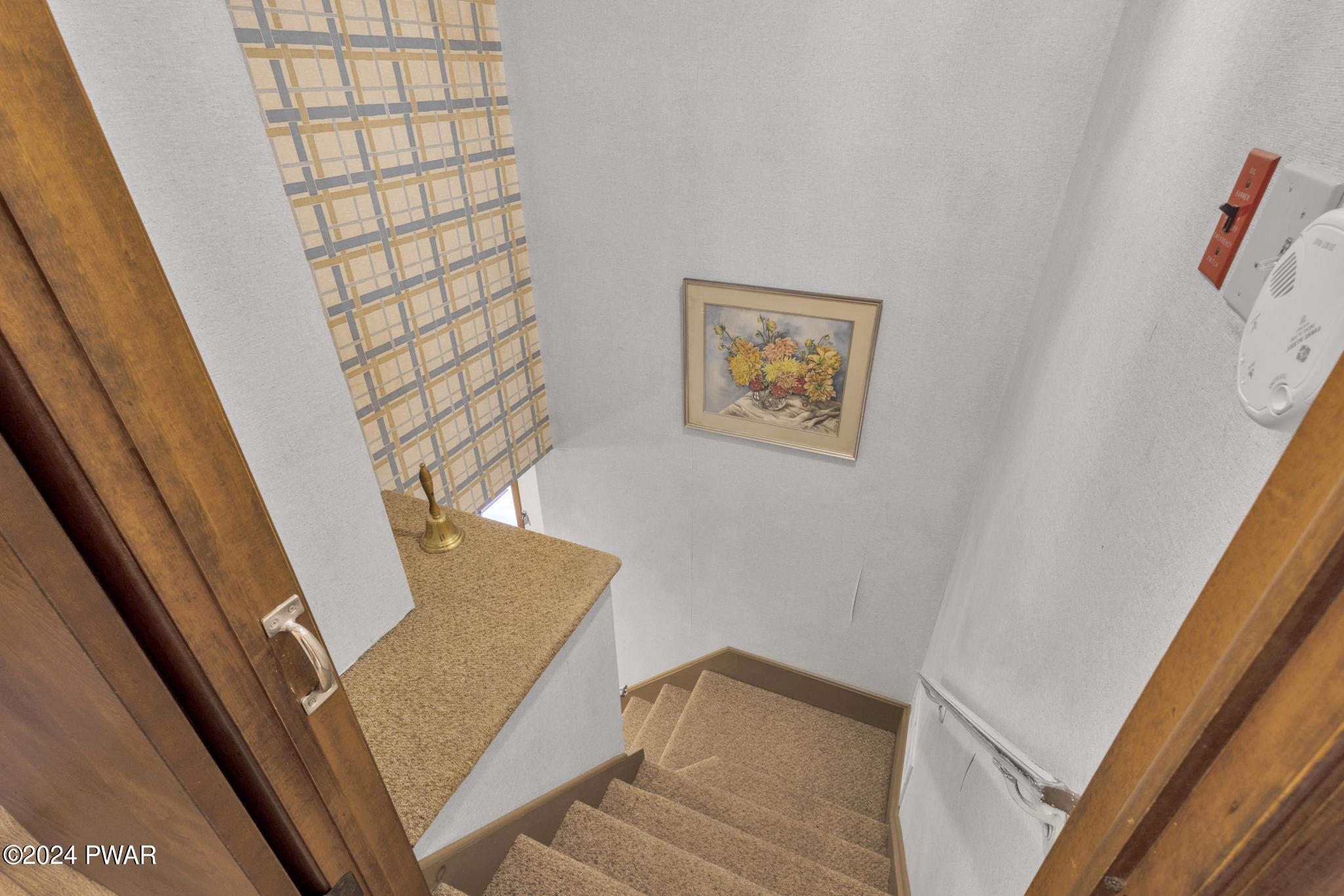 300 Chivers Road Lake Ariel, PA 18436 - Photo 39 of 51 Hallway