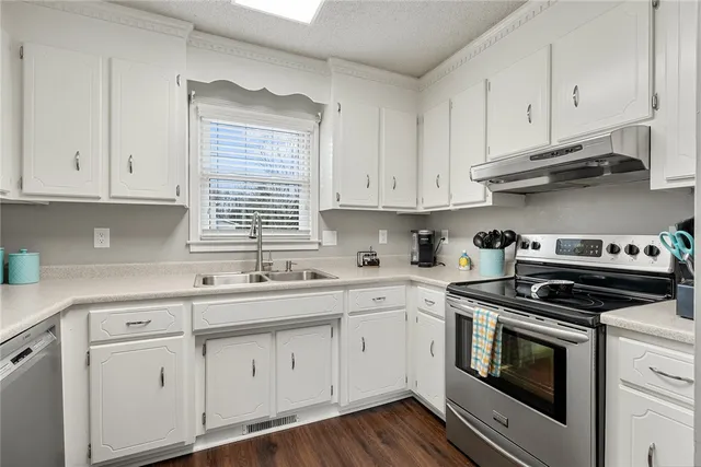 $325,000 | 100 De Kalb Drive, Greer, SC 29650