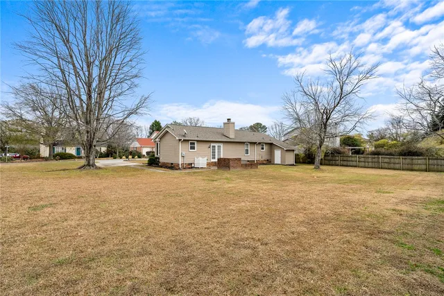 $325,000 | 100 De Kalb Drive, Greer, SC 29650