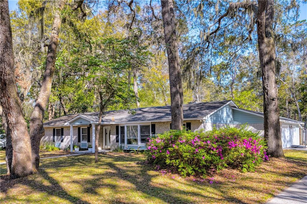 408 Couper Avenue St. Simons Island, GA 31522 - Photo 23 of 35