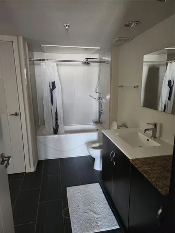 $1,350 | 1100 West Trinity Mills Road, Unit 2013, Carrollton, TX 75006