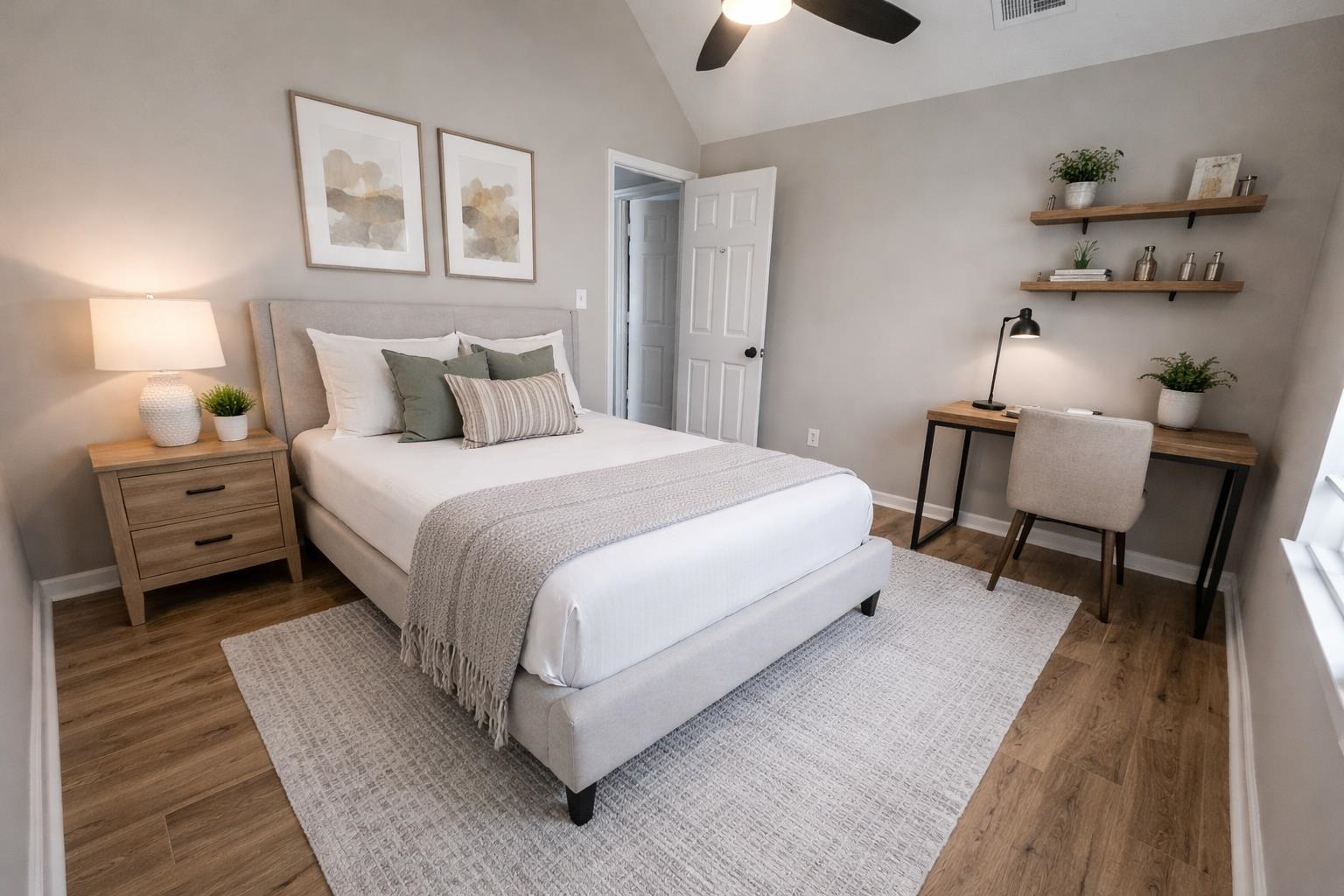 5457 Sundale Way South Memphis, TN 38135 - Photo 18 of 23 Bedroom with lofted ceiling, ceiling fan, and light wood finished floors