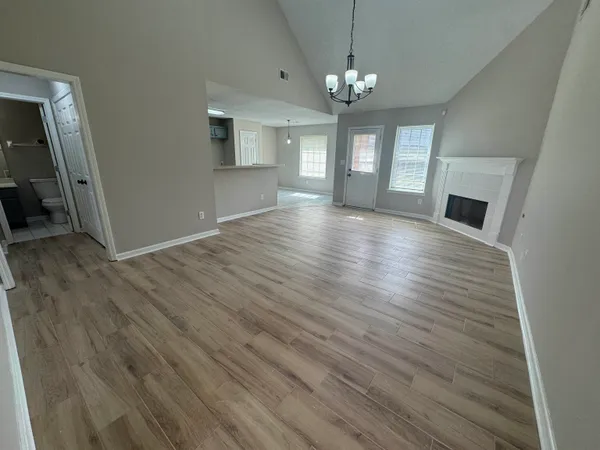 $1,750 | 5457 Sundale Way South, Memphis, TN 38135