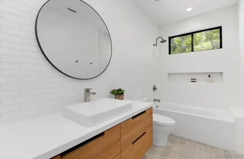 $3,649,000 | 121 Avenida Esperanza, Encinitas, CA 92024