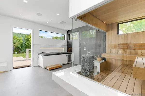 $3,649,000 | 121 Avenida Esperanza, Encinitas, CA 92024