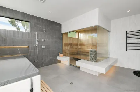 $3,649,000 | 121 Avenida Esperanza, Encinitas, CA 92024