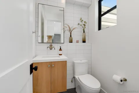 $3,649,000 | 121 Avenida Esperanza, Encinitas, CA 92024