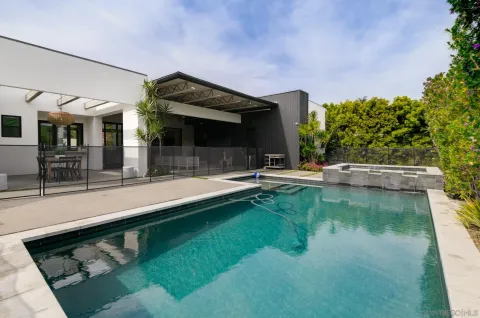 $3,649,000 | 121 Avenida Esperanza, Encinitas, CA 92024