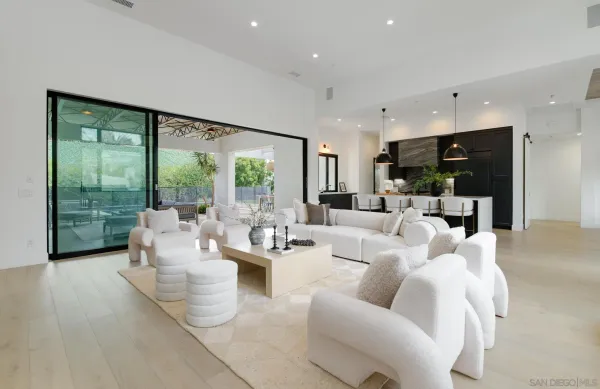 $3,649,000 | 121 Avenida Esperanza, Encinitas, CA 92024