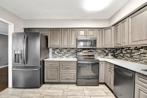 $259,900 | 8 Arlington Street, Conroe, TX 77301