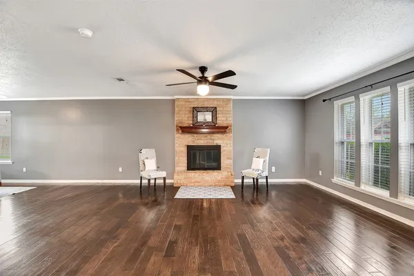 $259,900 | 8 Arlington Street, Conroe, TX 77301