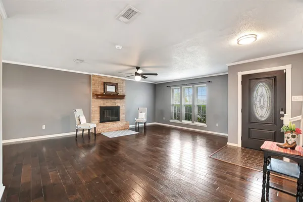 $259,900 | 8 Arlington Street, Conroe, TX 77301