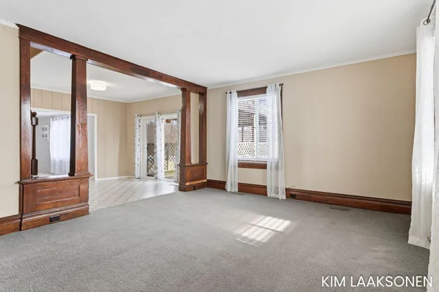 $399,000 | 897 32nd Street, Holland, MI 49423