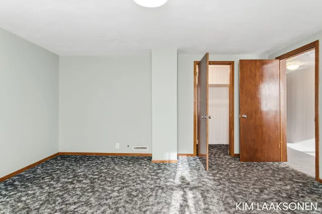 $399,000 | 897 32nd Street, Holland, MI 49423