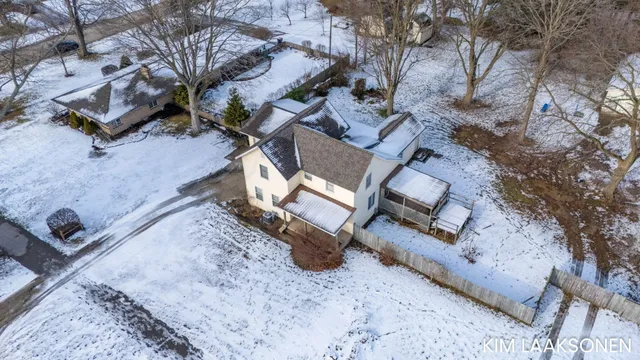 $399,000 | 897 32nd Street, Holland, MI 49423