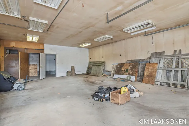 $399,000 | 897 32nd Street, Holland, MI 49423