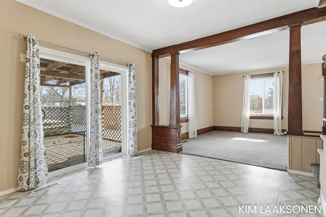 $399,000 | 897 32nd Street, Holland, MI 49423