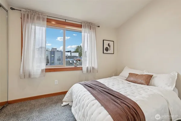 $499,999 | 9047 17th Avenue Southwest, Unit A, Seattle, WA 98106