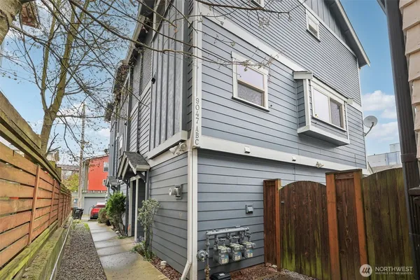 $499,999 | 9047 17th Avenue Southwest, Unit A, Seattle, WA 98106