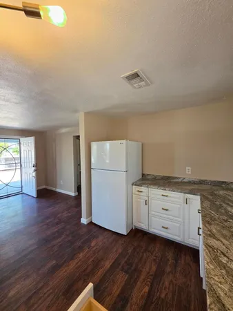 $1,495 | 2803 East Monroe Street, Unit FRONT, Phoenix, AZ 85034