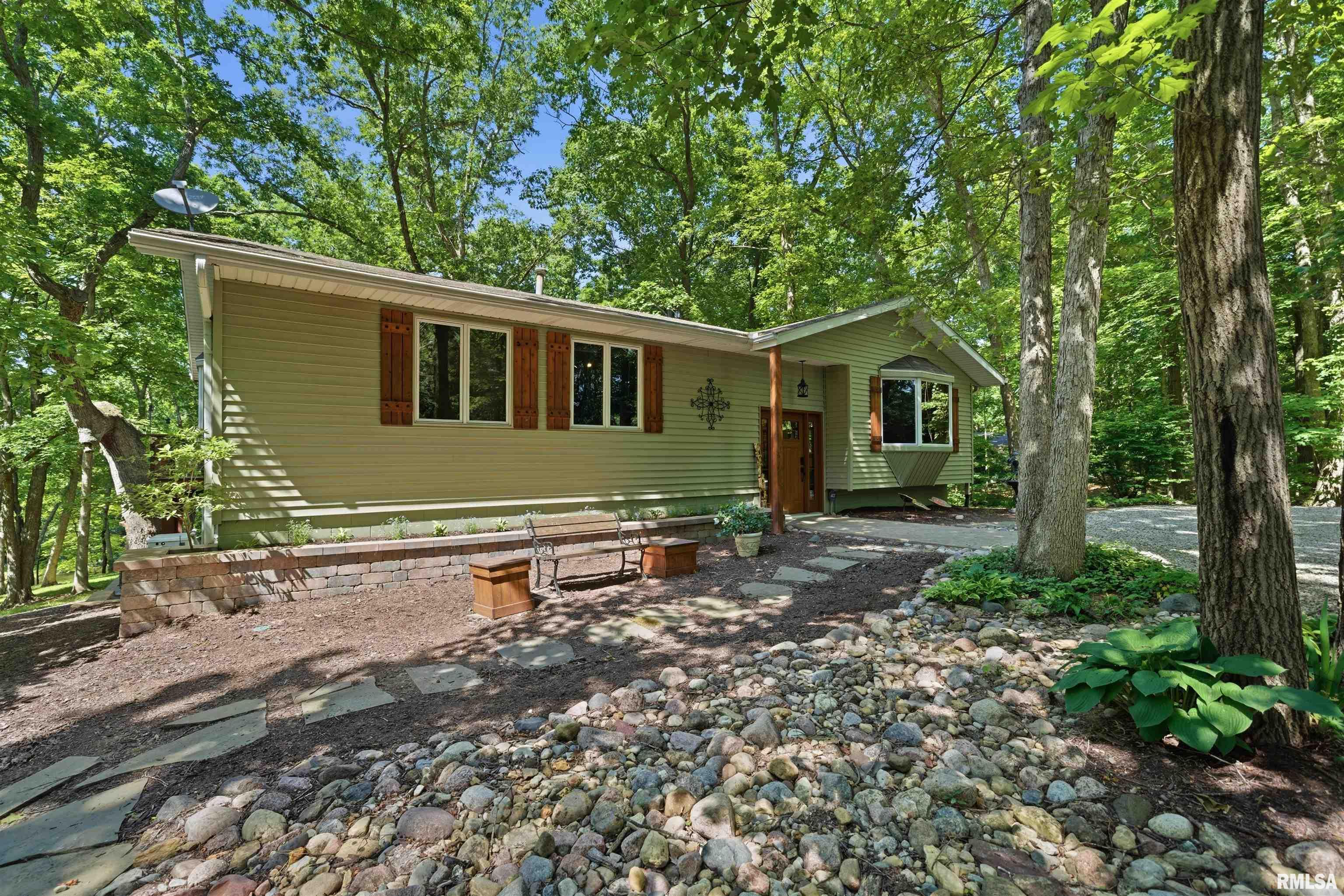1323 East Truitt Road Chillicothe, IL 61523 - Photo 2 of 96