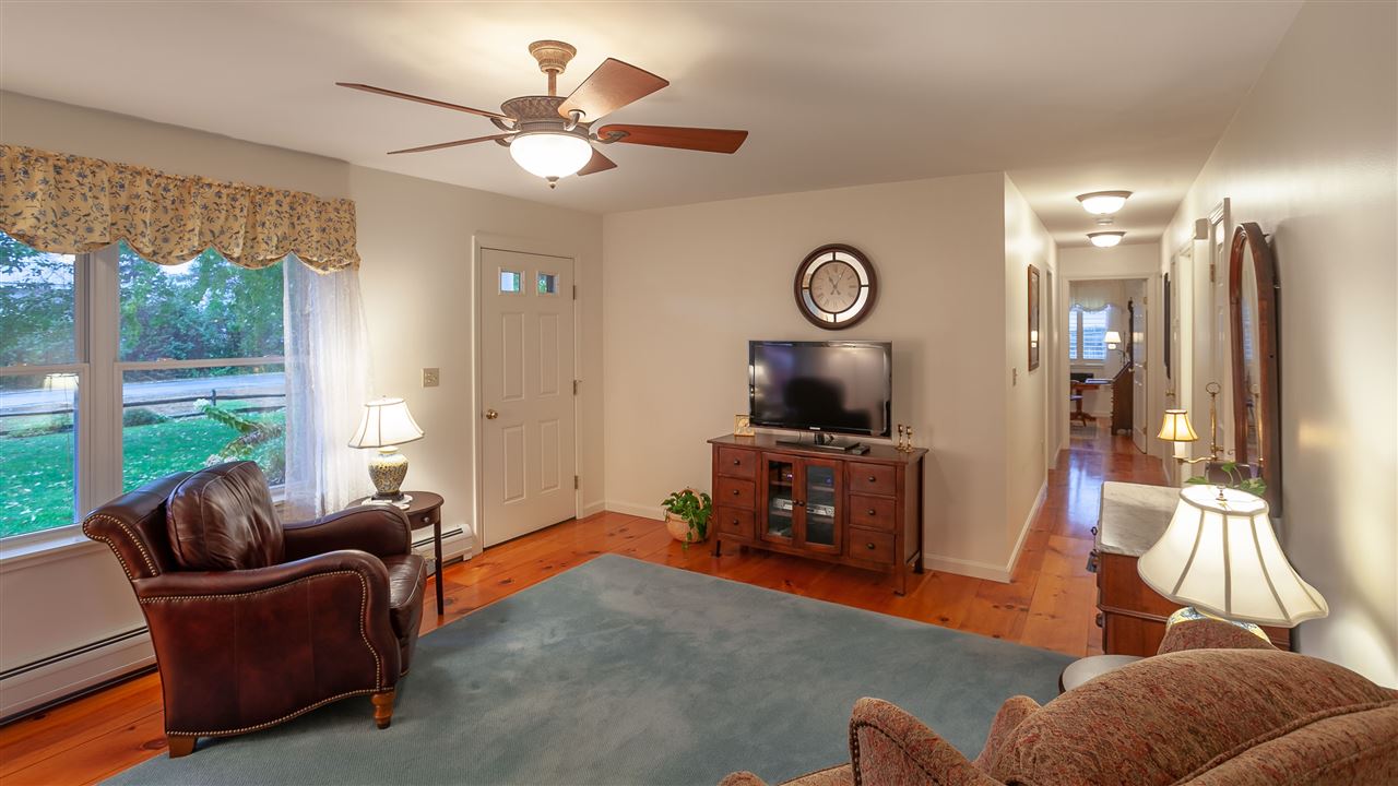 63 Dearborn Circle Walpole, NH 03608 - Photo 12 of 31