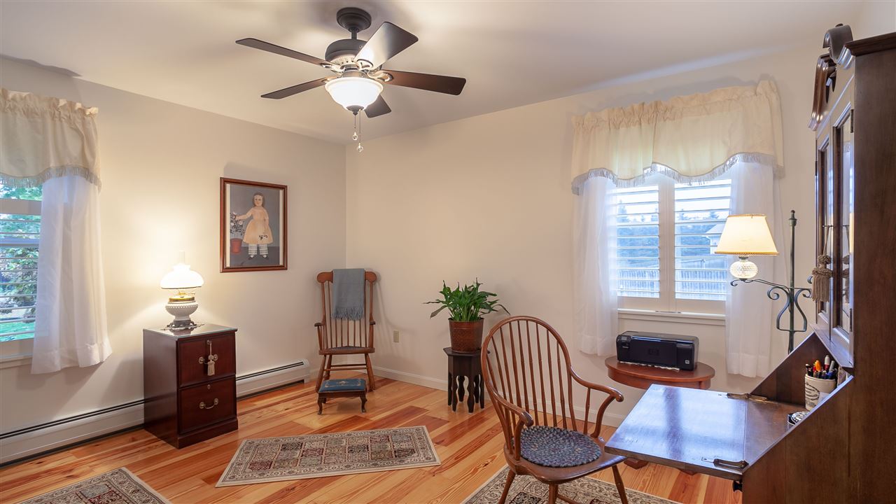 63 Dearborn Circle Walpole, NH 03608 - Photo 14 of 31